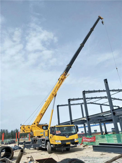 临沧市超高层建筑钢结构吊装案例